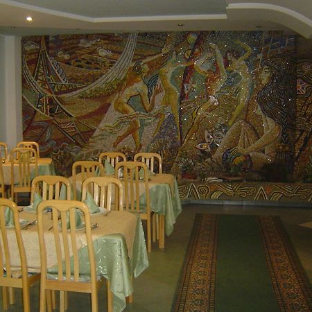 Zhibek Zholy Hotel Astana Extérieur photo